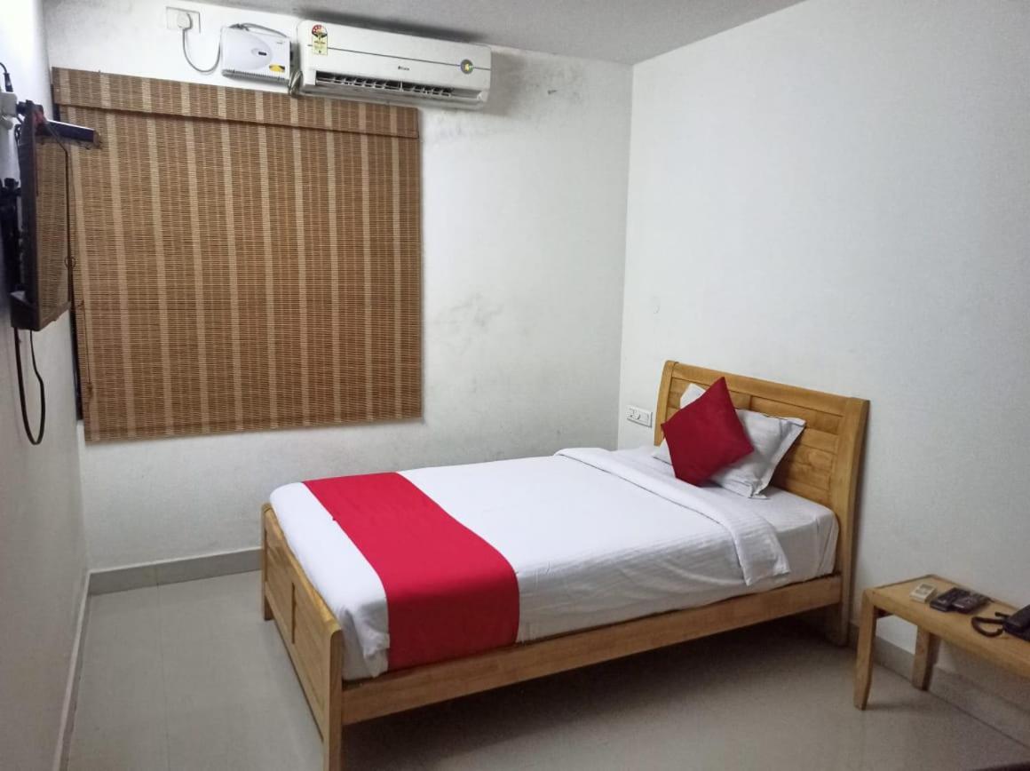 Hotel Tri-Star Residency Kochi Eksteriør bilde